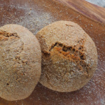 Sauerteigbrötchen, Gericht